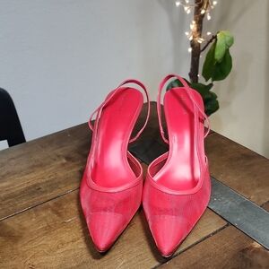 Reformation Whitnee Slingback Heels in red mesh. 